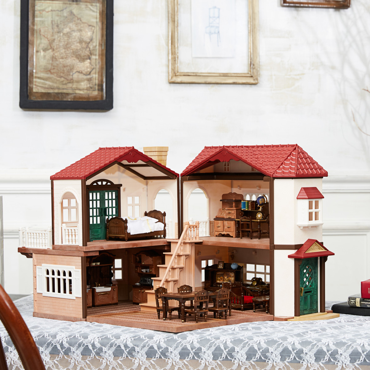 Wooden dollhouse red roof outlet
