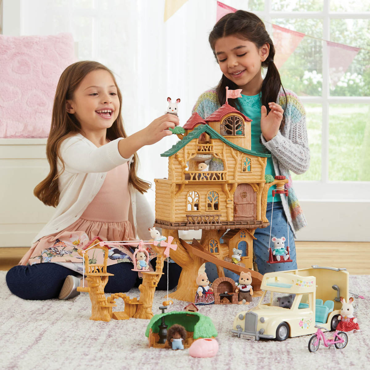 Calico top adventure treehouse
