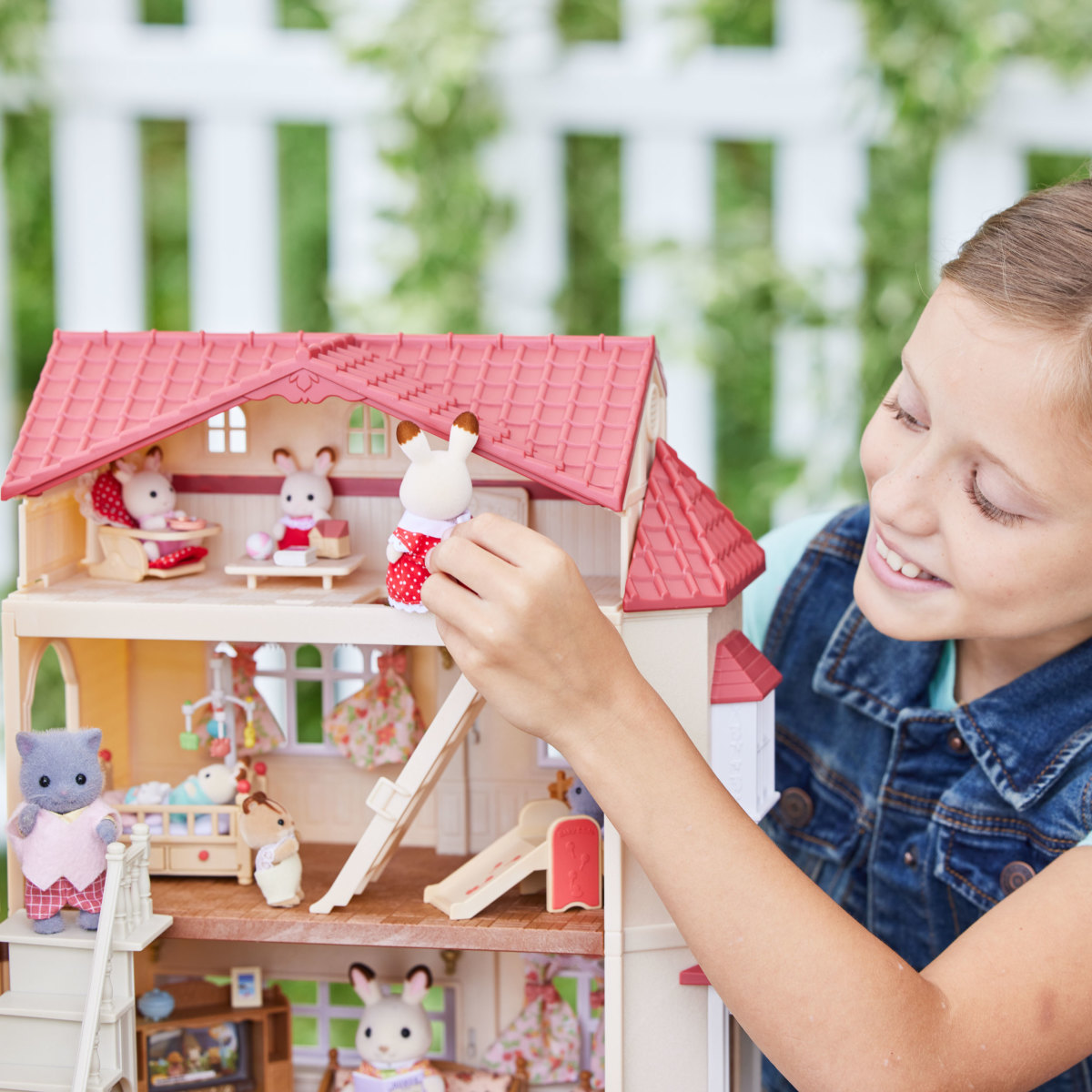 Calico Critters Red Roof Country Home With Secret Attic Playroom - #CC2079 New 2023